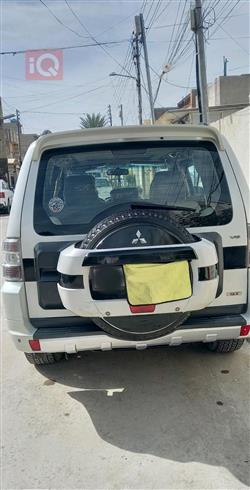 ميتسوبيشي باجيرو